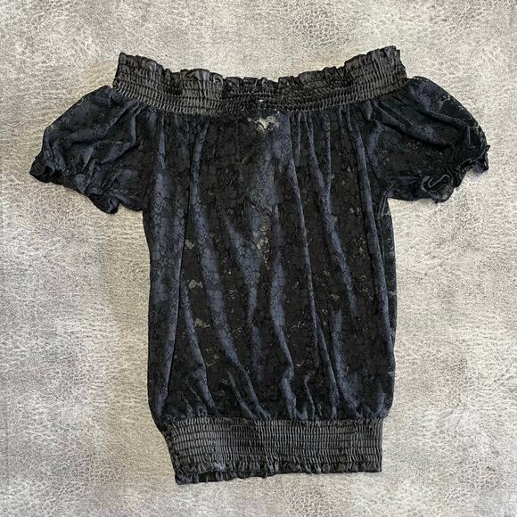 Mi.in Y2k Lace Off The Shoulder Top - Picture 6 of 6